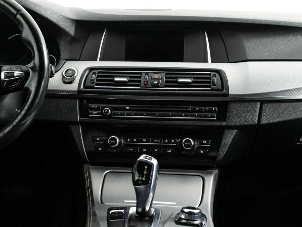 BMW 5 серии с пробегом — 2016 год. Фото: #13