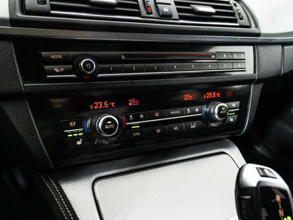 BMW 5 серии с пробегом — 2016 год. Фото: #17