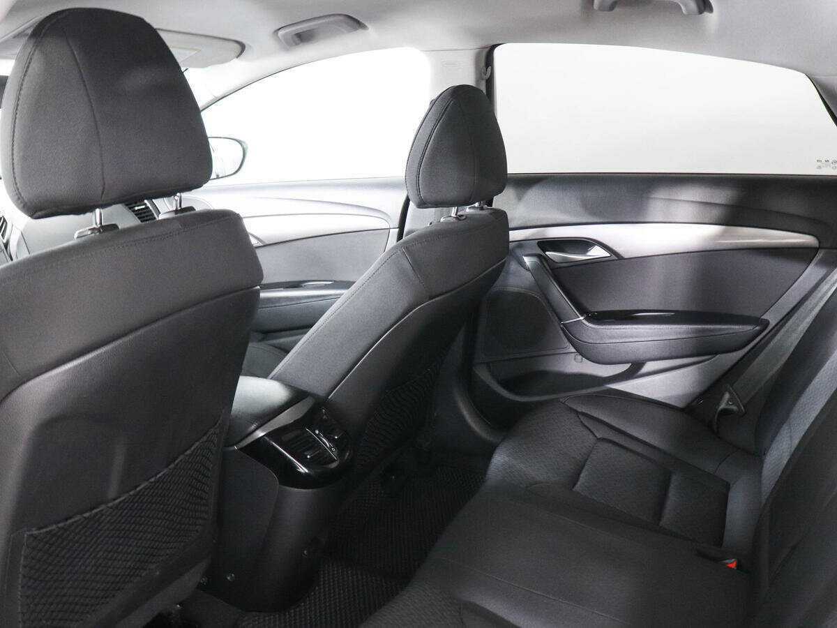 Hyundai i40 с пробегом — 2013 год. Фото: #11