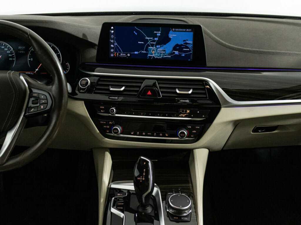 BMW 5 серии с пробегом — 2016 год. Фото: #13