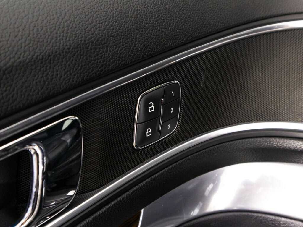 Ford Explorer с пробегом — 2018 год. Фото: #15