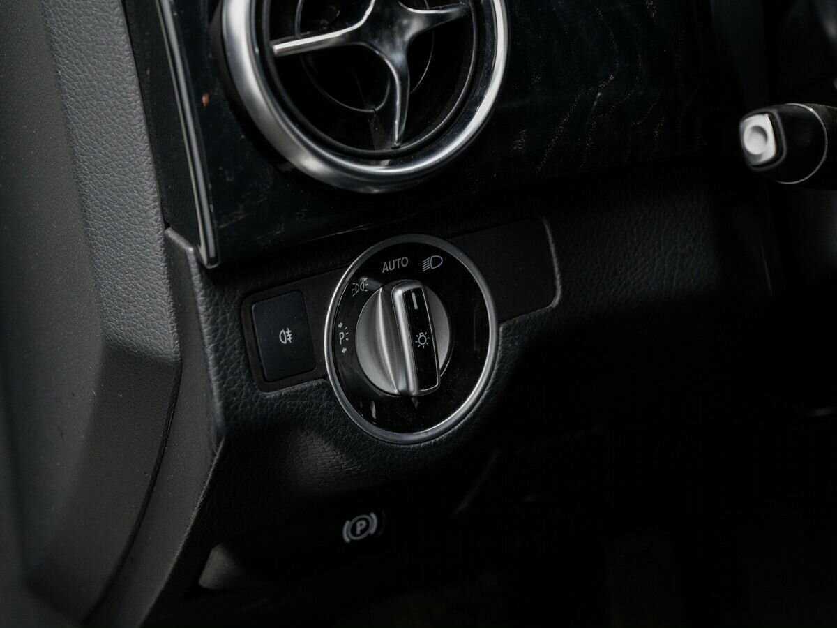 Mercedes-Benz GLK-Класс с пробегом — 2013 год. Фото: #13