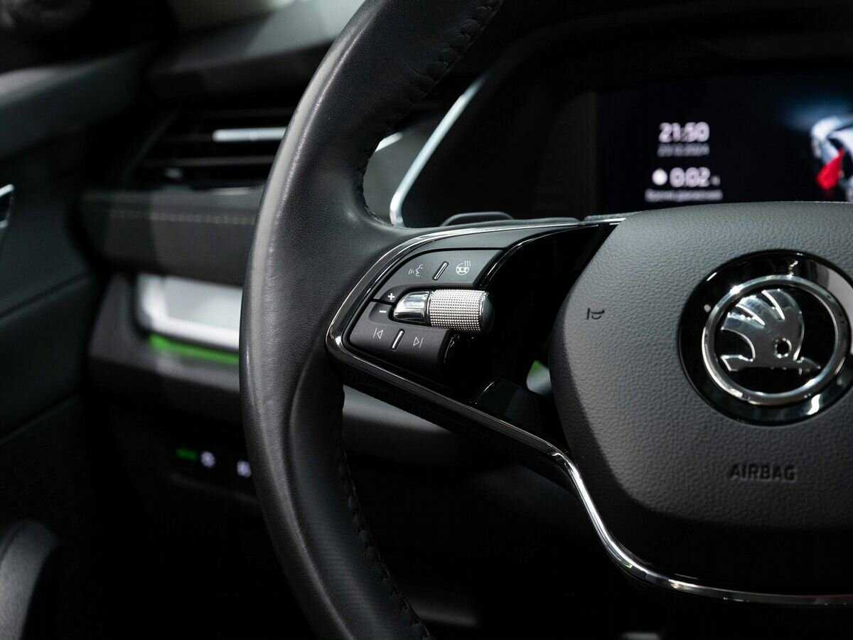 Skoda Octavia с пробегом — 2021 год. Фото: #16