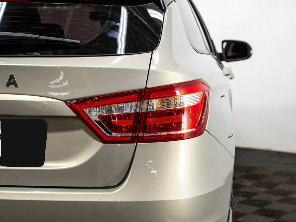 Lada (ВАЗ) Vesta с пробегом — 2019 год. Фото: #6