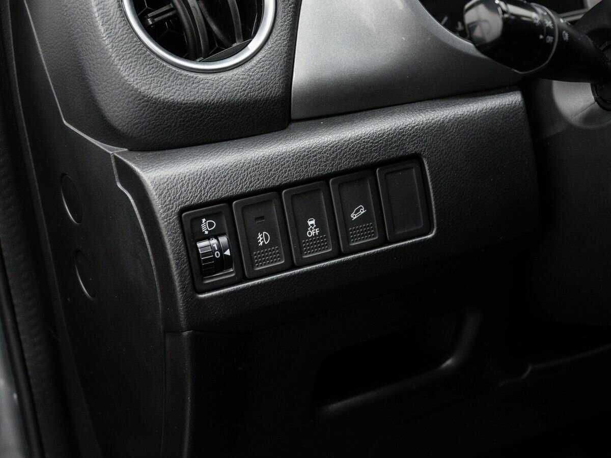Suzuki Vitara с пробегом — 2015 год. Фото: #16