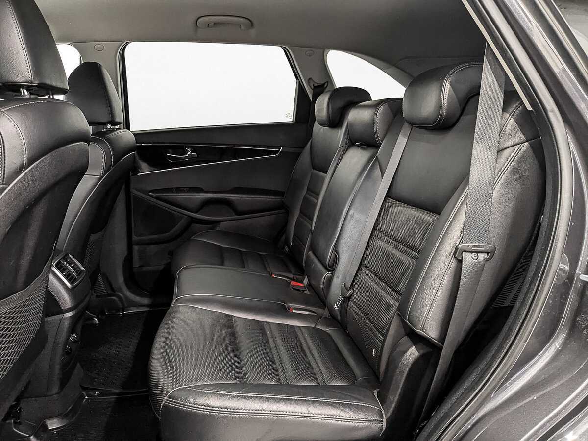 Kia Sorento с пробегом — 2018 год. Фото: #17