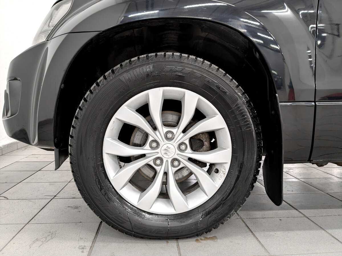 Suzuki Grand Vitara с пробегом — 2012 год. Фото: #17