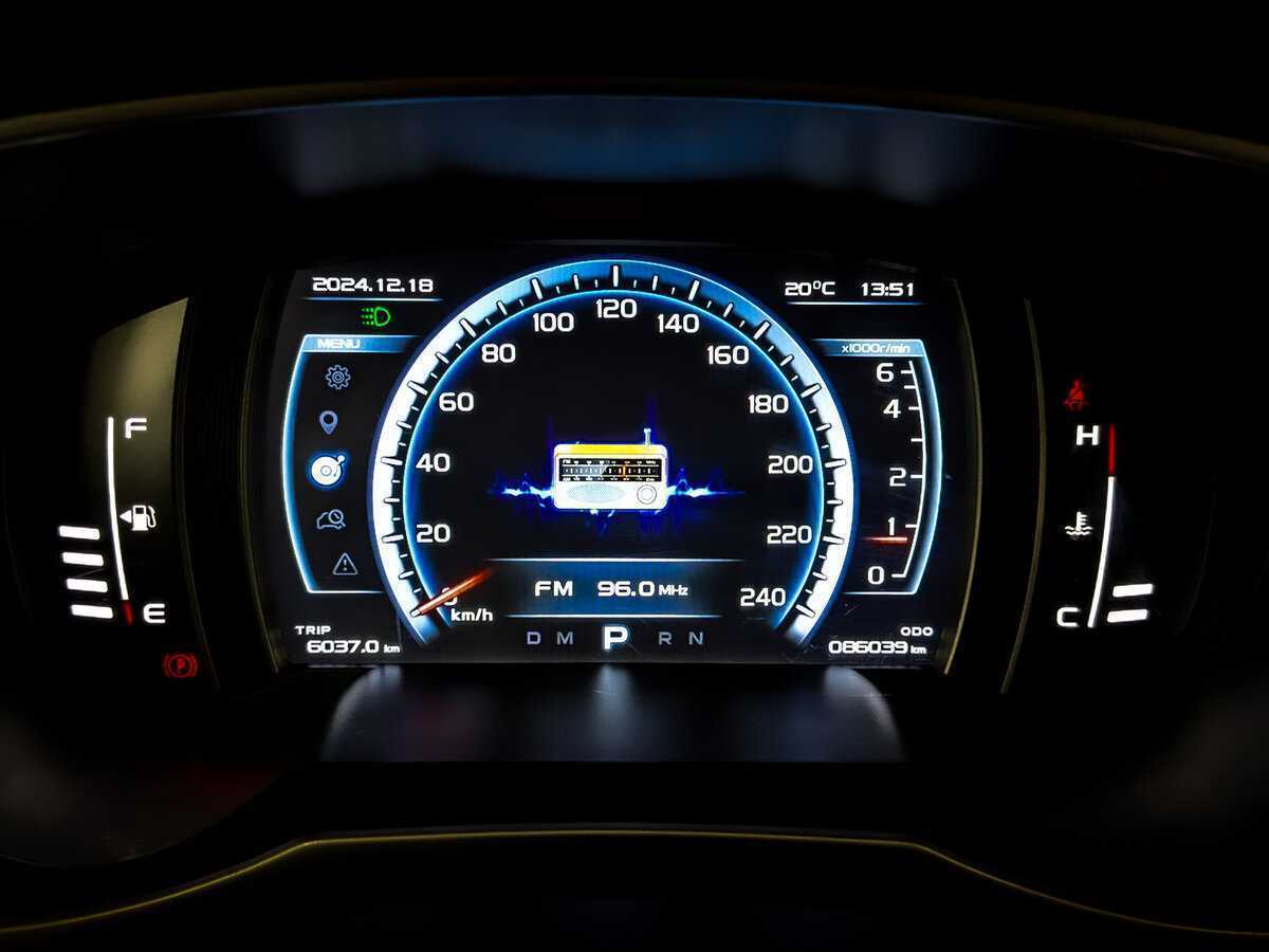 Geely Atlas с пробегом — 2021 год. Фото: #12