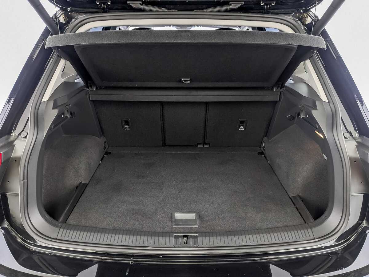 Volkswagen Tiguan с пробегом — 2020 год. Фото: #9