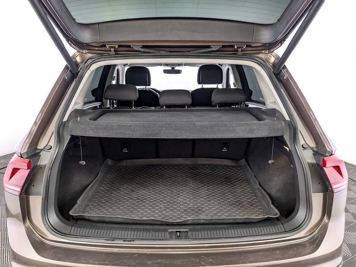 Volkswagen Tiguan с пробегом — 2017 год. Фото: #9