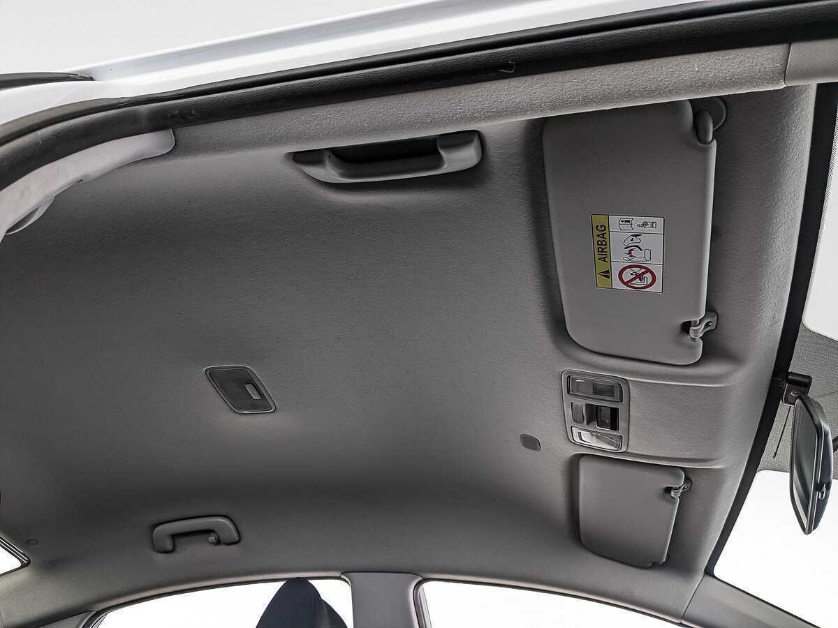 Hyundai Solaris с пробегом — 2017 год. Фото: #22