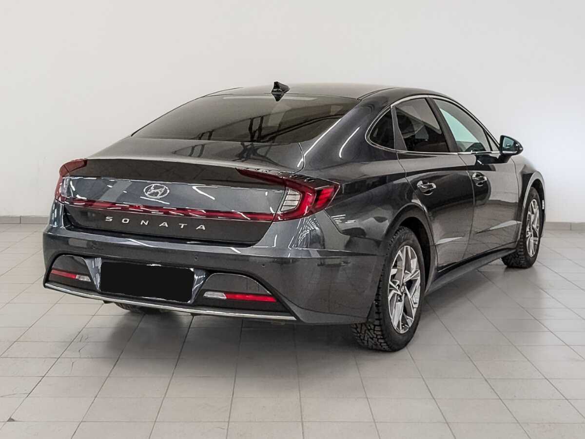 Hyundai Sonata с пробегом — 2021 год. Фото: #4