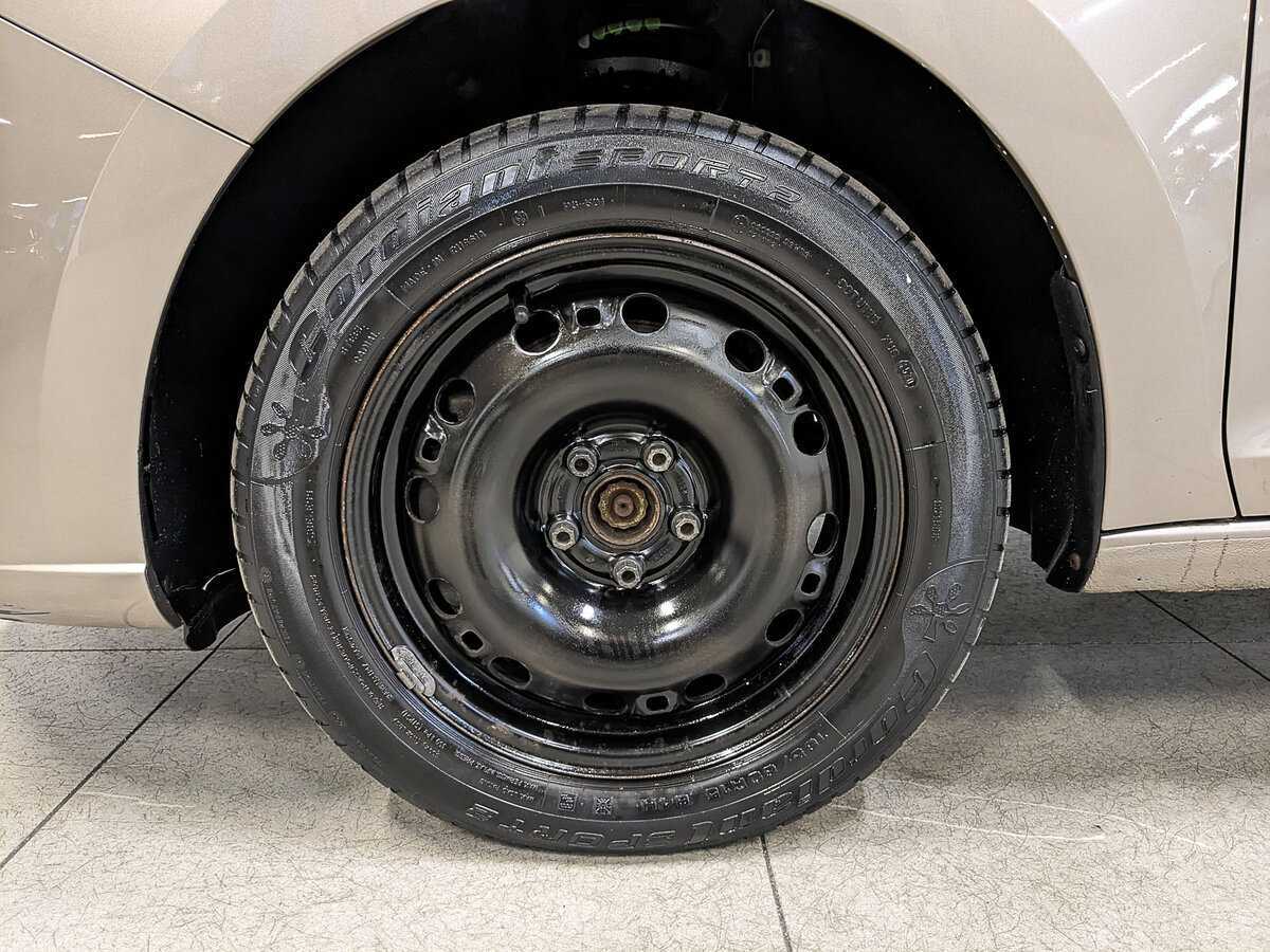 Volkswagen Polo с пробегом — 2021 год. Фото: #11