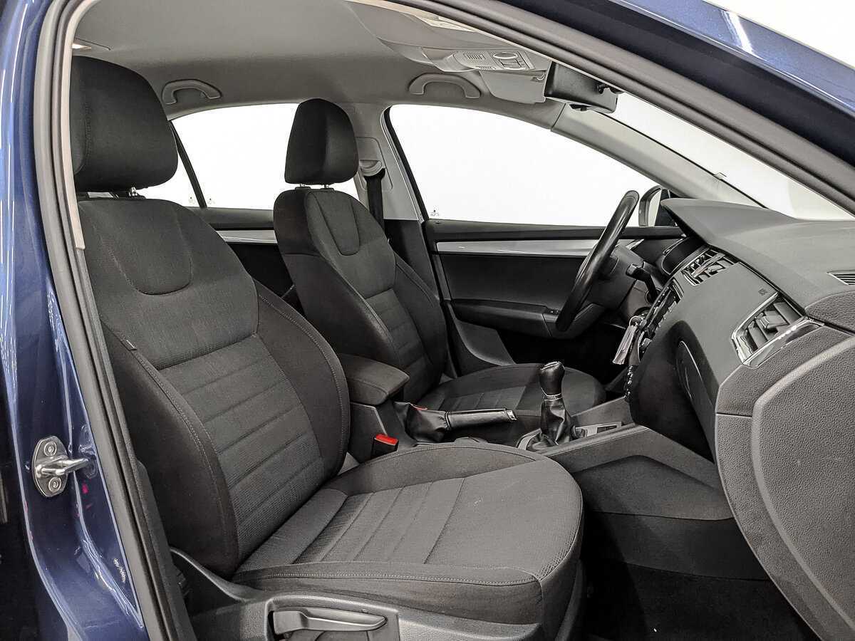 Skoda Octavia с пробегом — 2015 год. Фото: #22