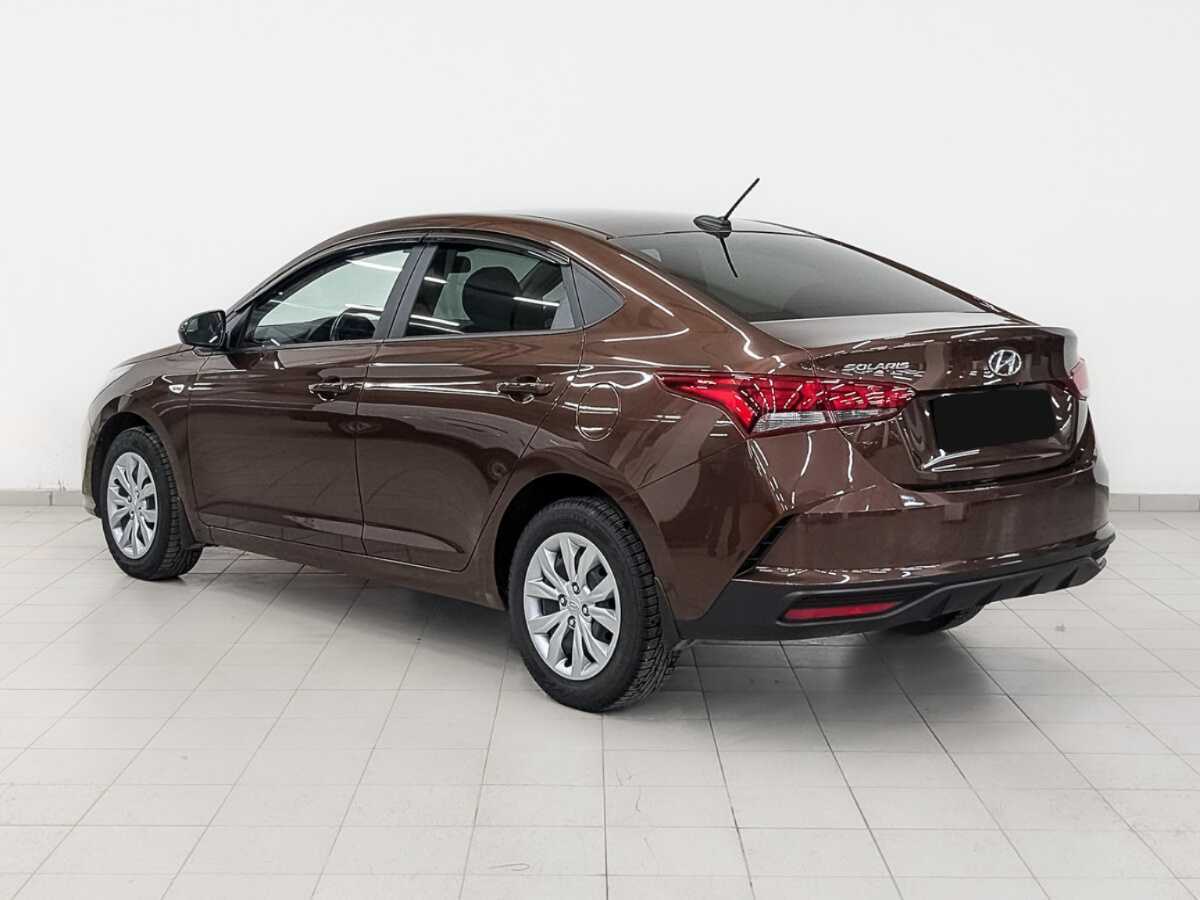Hyundai Solaris с пробегом — 2021 год. Фото: #6