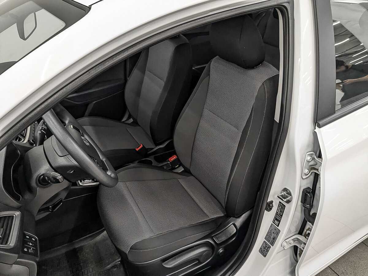 Hyundai Solaris с пробегом — 2021 год. Фото: #19