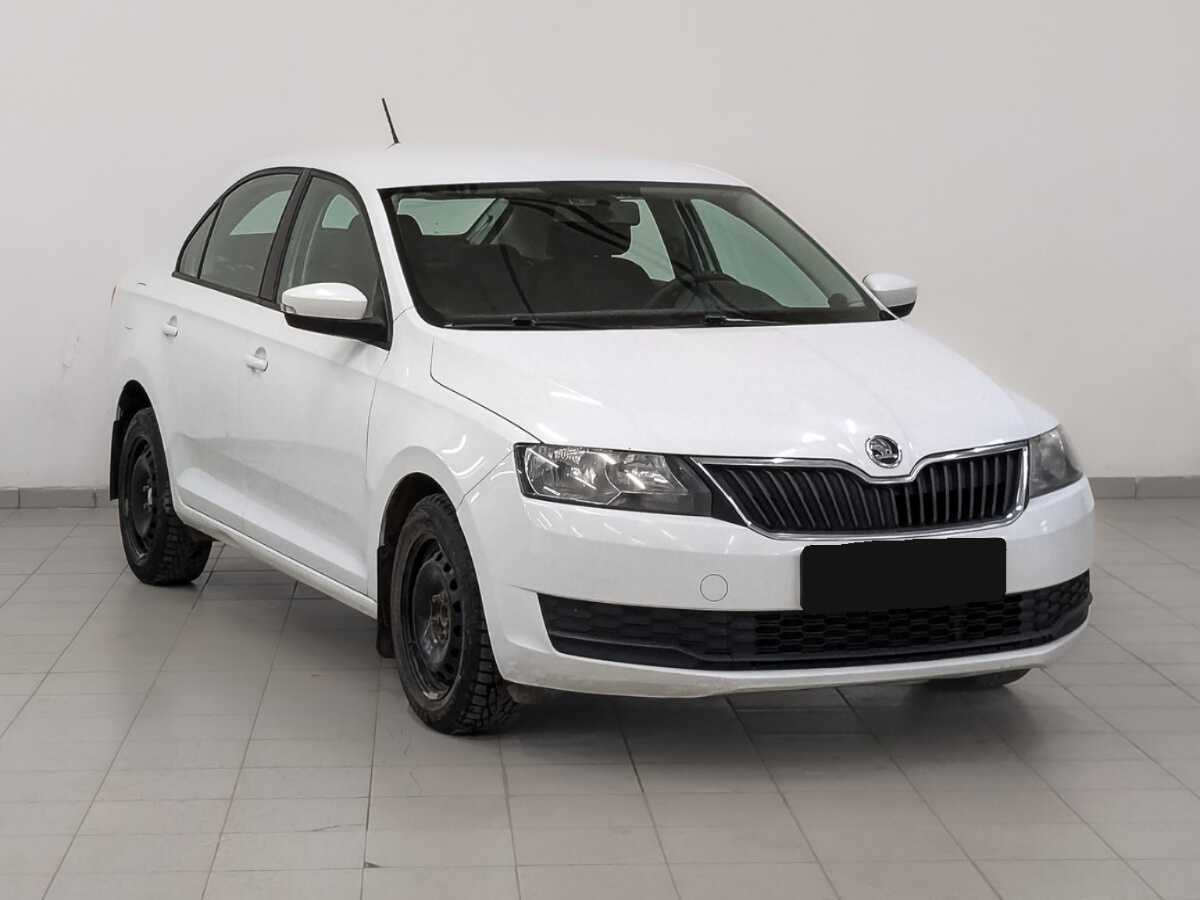 Skoda Rapid с пробегом — 2017 год. Фото: #2