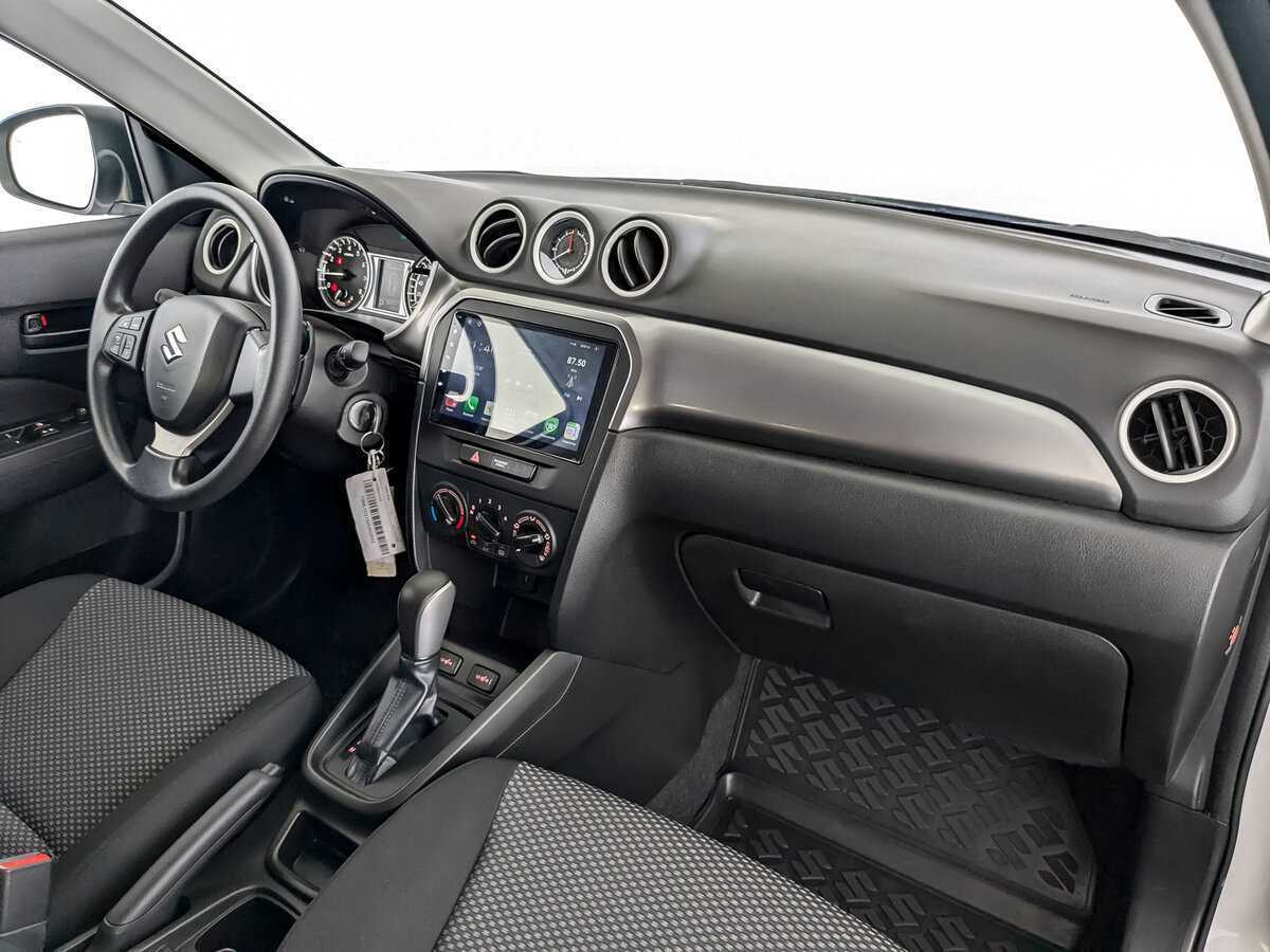Suzuki Vitara с пробегом — 2021 год. Фото: #10