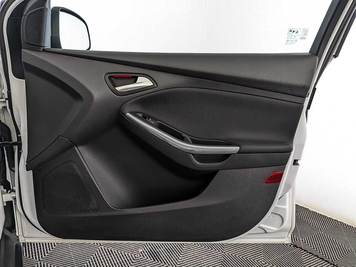 Ford Focus с пробегом — 2014 год. Фото: #24