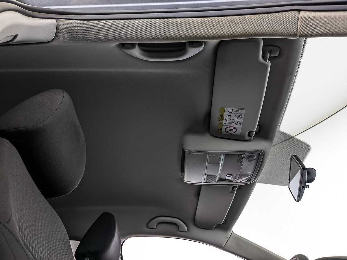 Volkswagen Jetta с пробегом — 2016 год. Фото: #22