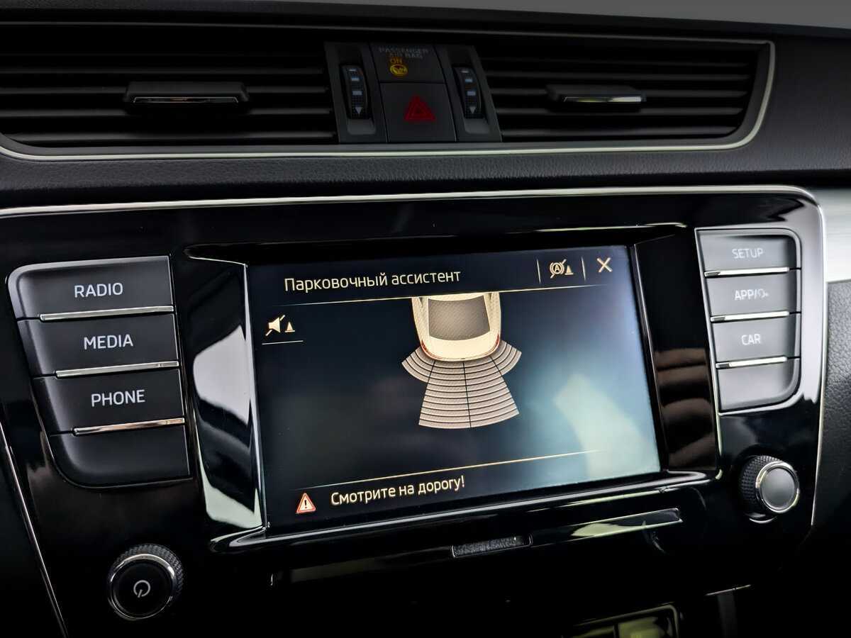 Skoda Superb с пробегом — 2019 год. Фото: #24