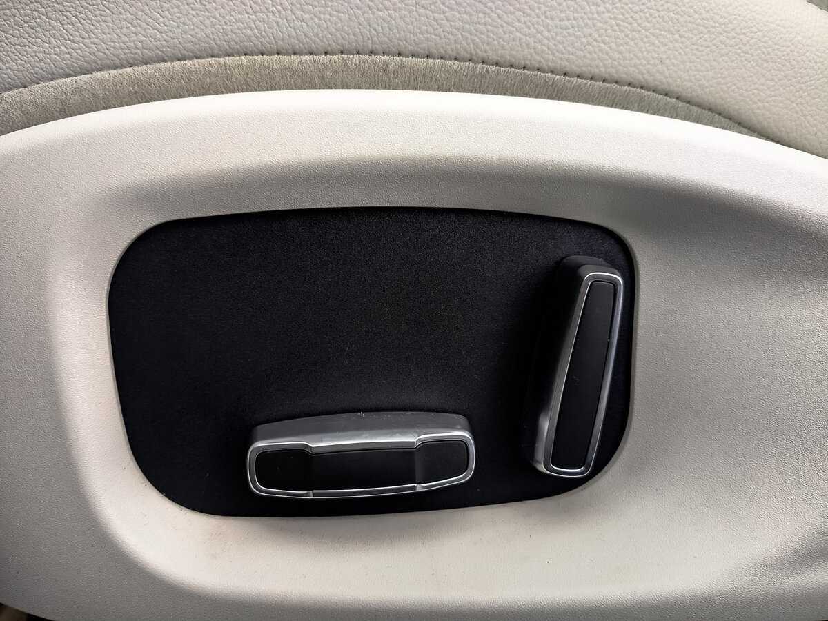 Jaguar XF с пробегом — 2018 год. Фото: #20