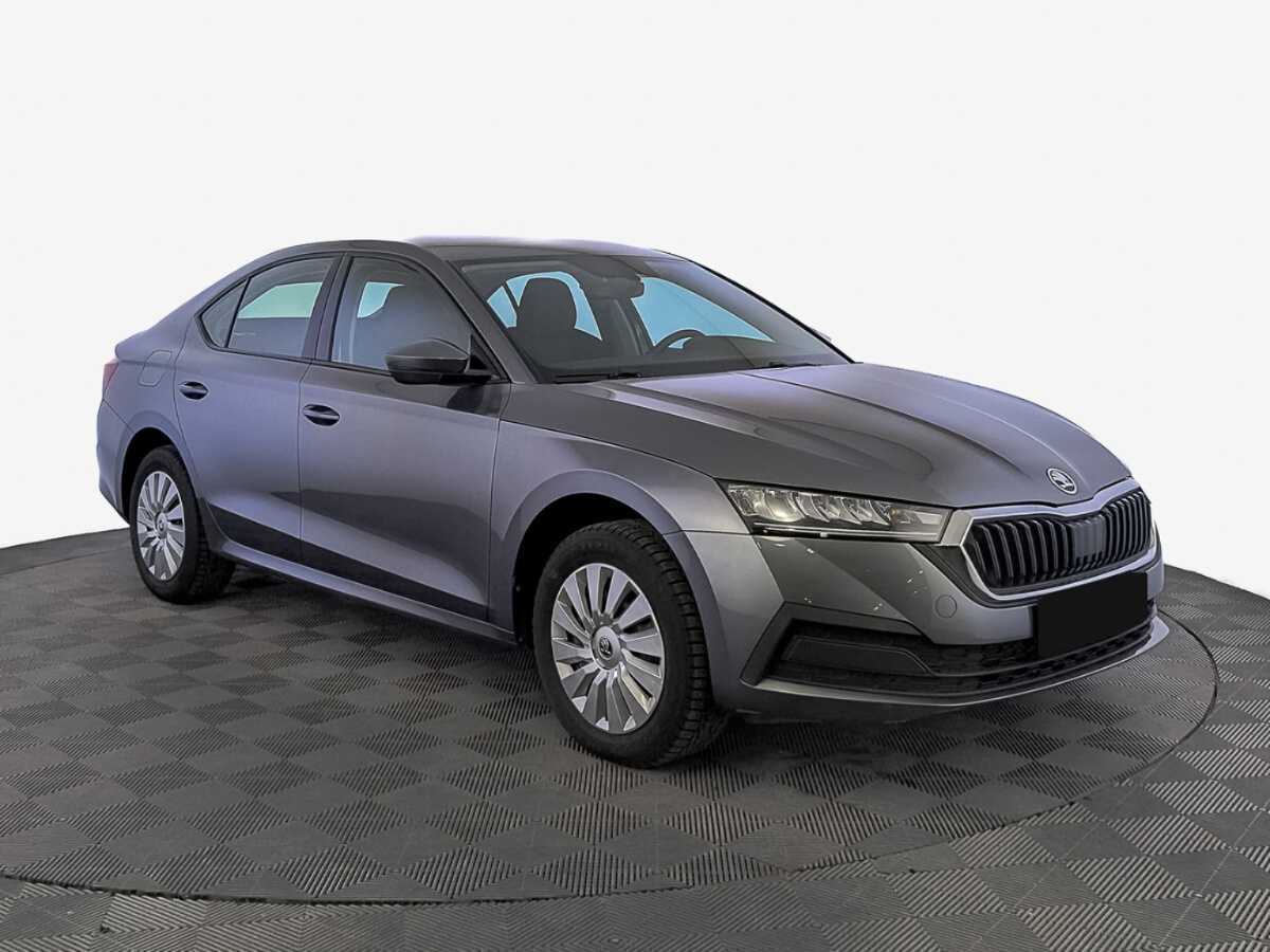 Skoda Octavia с пробегом — 2021 год. Фото: #2