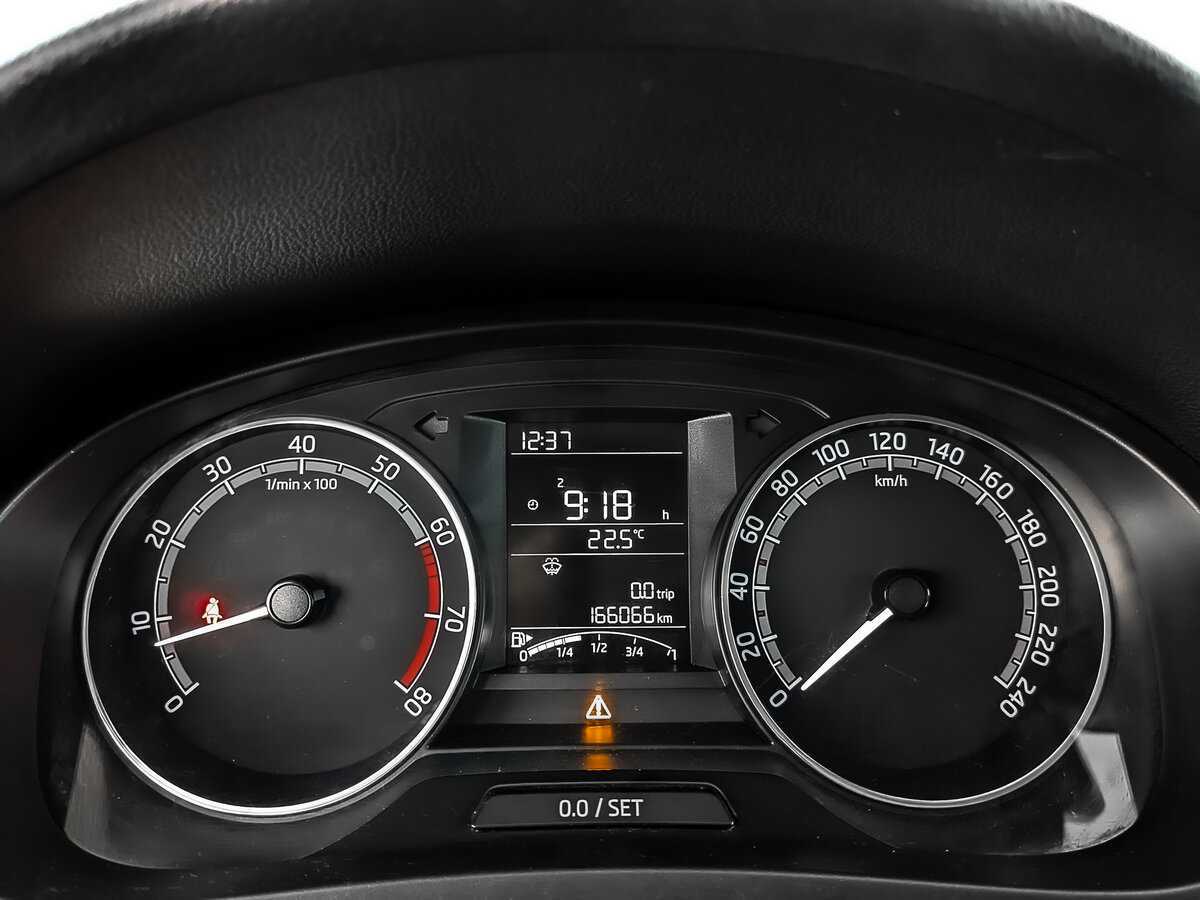 Skoda Rapid с пробегом — 2019 год. Фото: #15