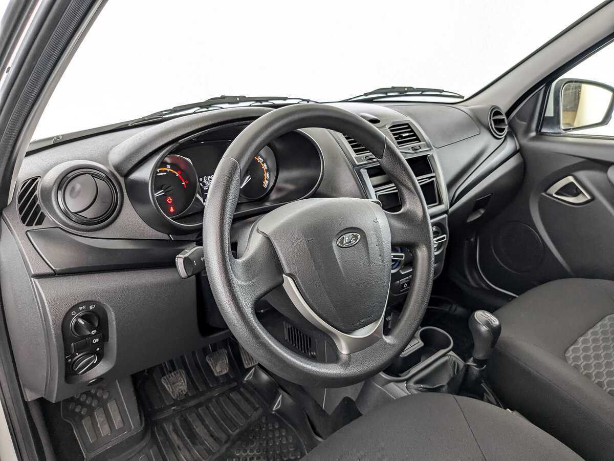 Lada (ВАЗ) Granta с пробегом — 2023 год. Фото: #15