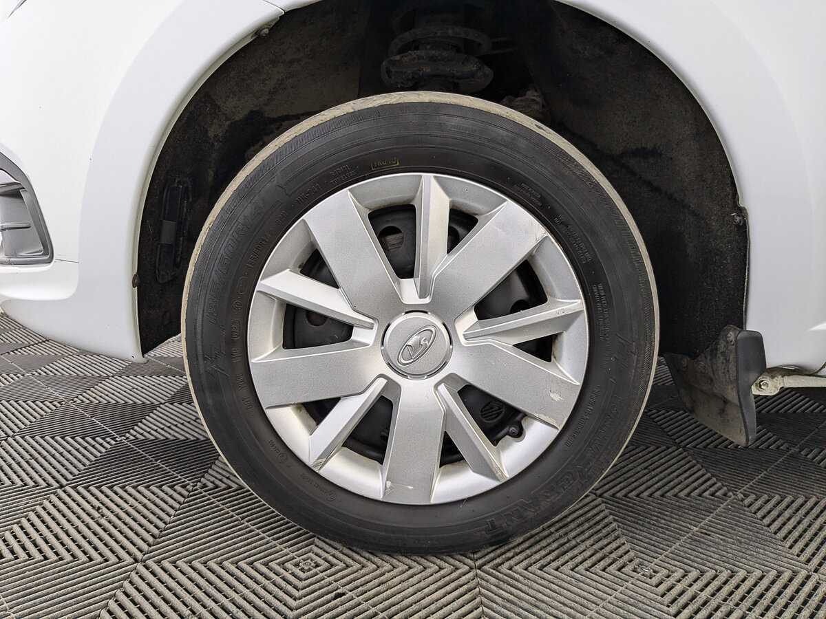 Lada (ВАЗ) Granta с пробегом — 2023 год. Фото: #17