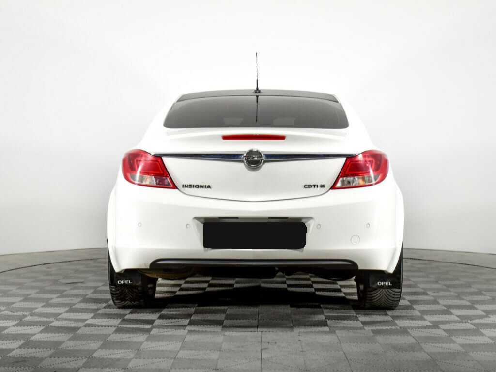 Opel Insignia с пробегом — 2012 год. Фото: #5