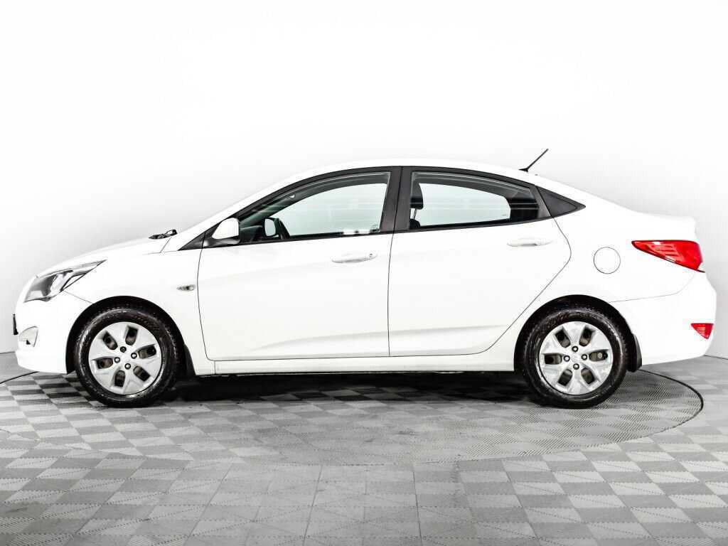 Hyundai Solaris с пробегом — 2016 год. Фото: #7