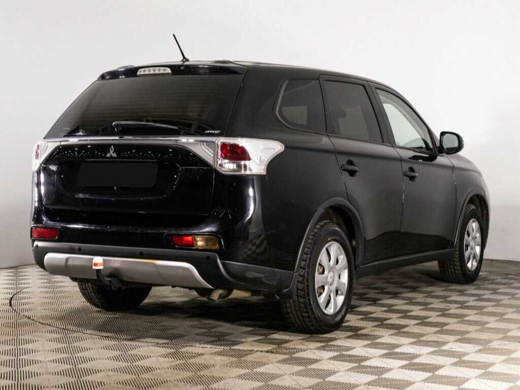 Mitsubishi Outlander с пробегом — 2014 год. Фото: #3
