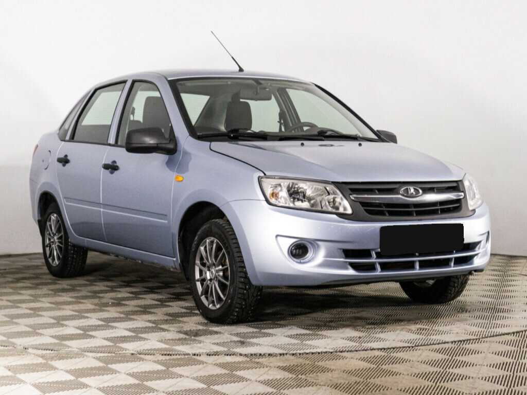 Lada (ВАЗ) Granta с пробегом — 2013 год. Фото: #2