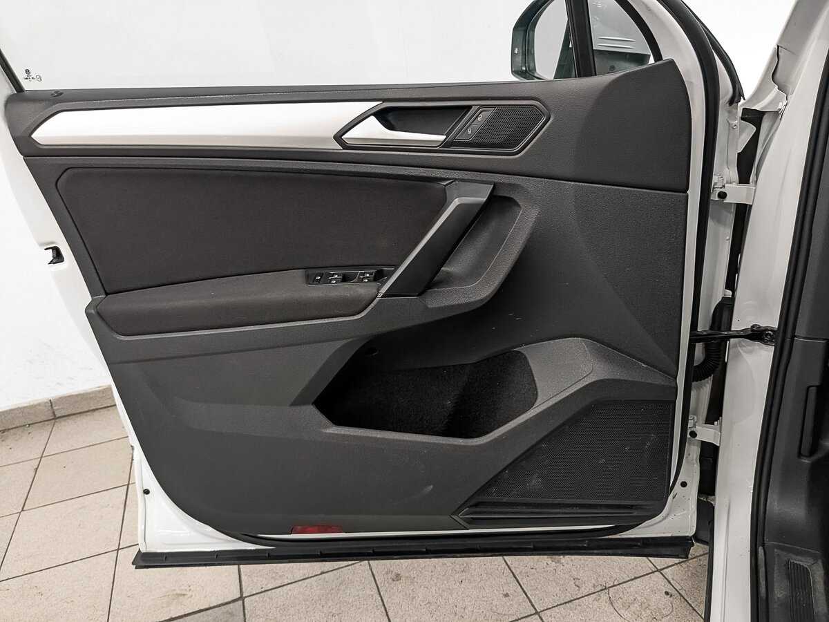 Volkswagen Tiguan с пробегом — 2021 год. Фото: #16
