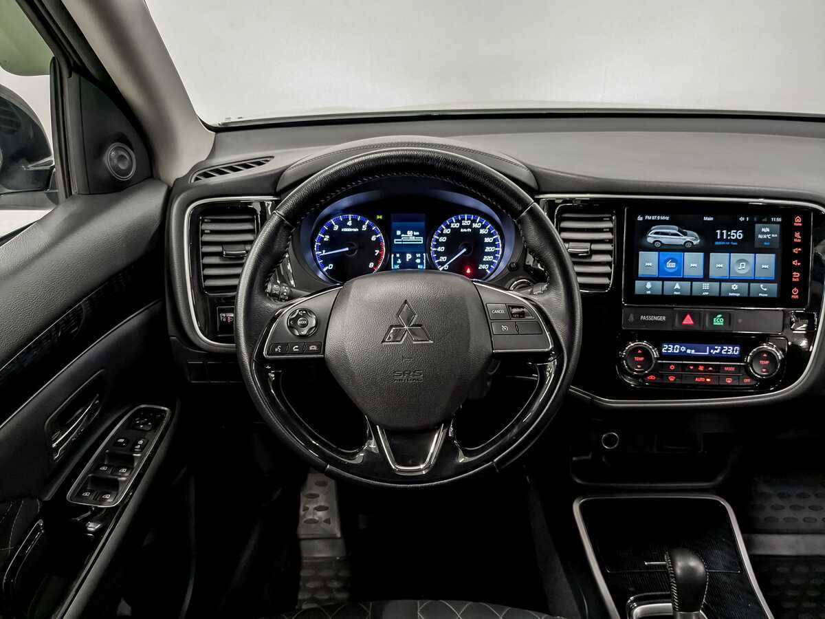 Mitsubishi Outlander с пробегом — 2022 год. Фото: #21