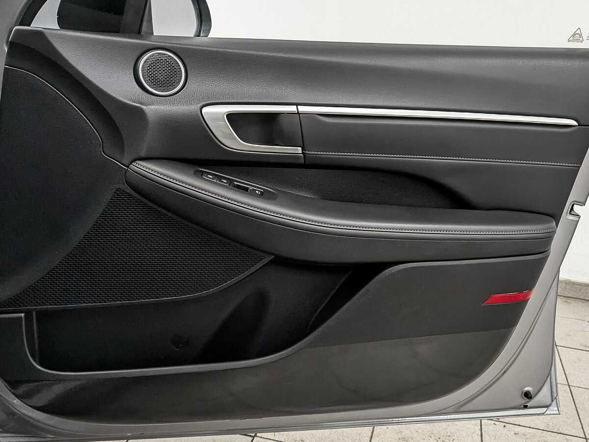 Hyundai Sonata с пробегом — 2022 год. Фото: #24