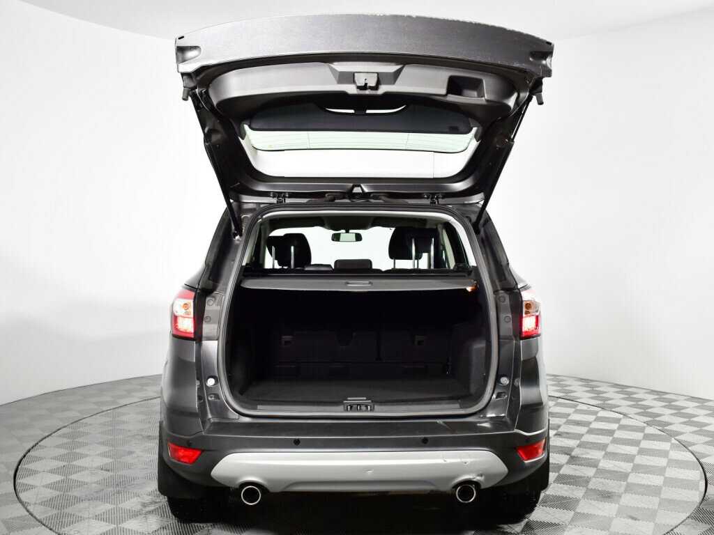 Ford Kuga с пробегом — 2017 год. Фото: #14