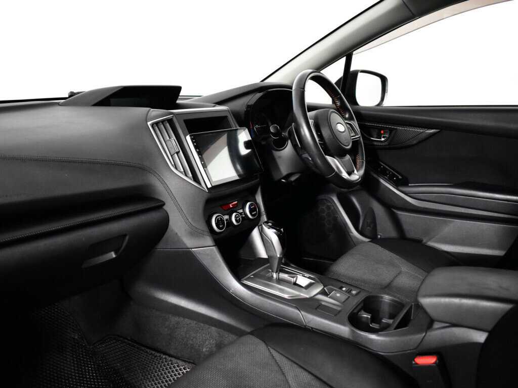 Subaru XV с пробегом — 2018 год. Фото: #8