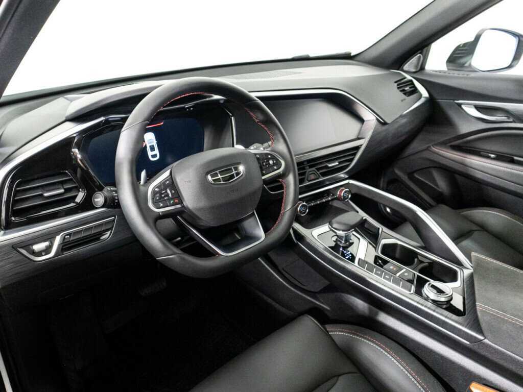 Geely Tugella с пробегом — 2024 год. Фото: #10