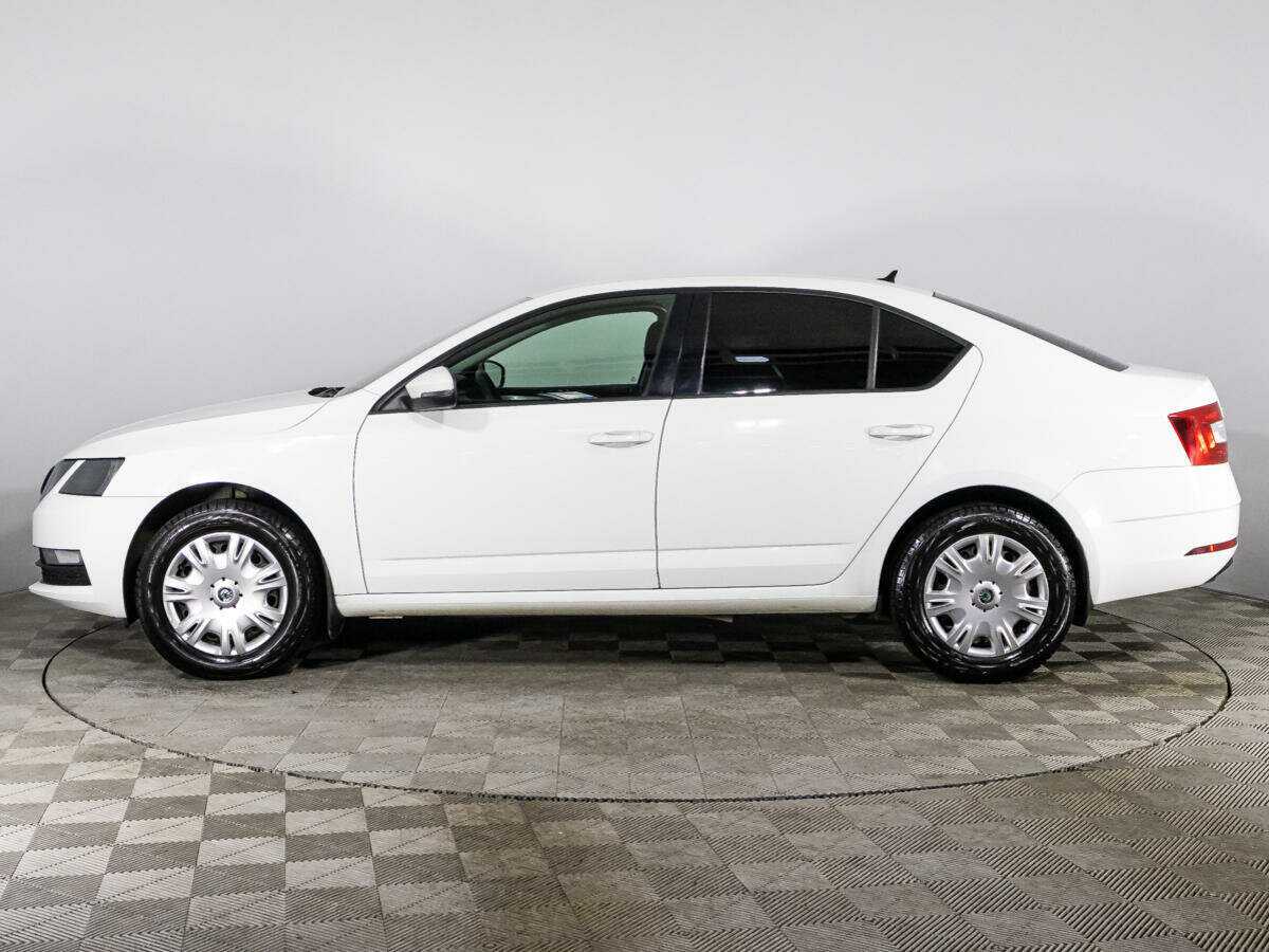 Skoda Octavia с пробегом — 2018 год. Фото: #7