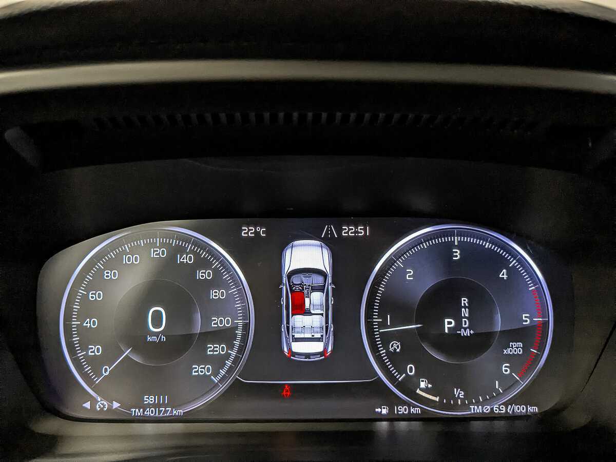 Volvo XC40 с пробегом — 2019 год. Фото: #15