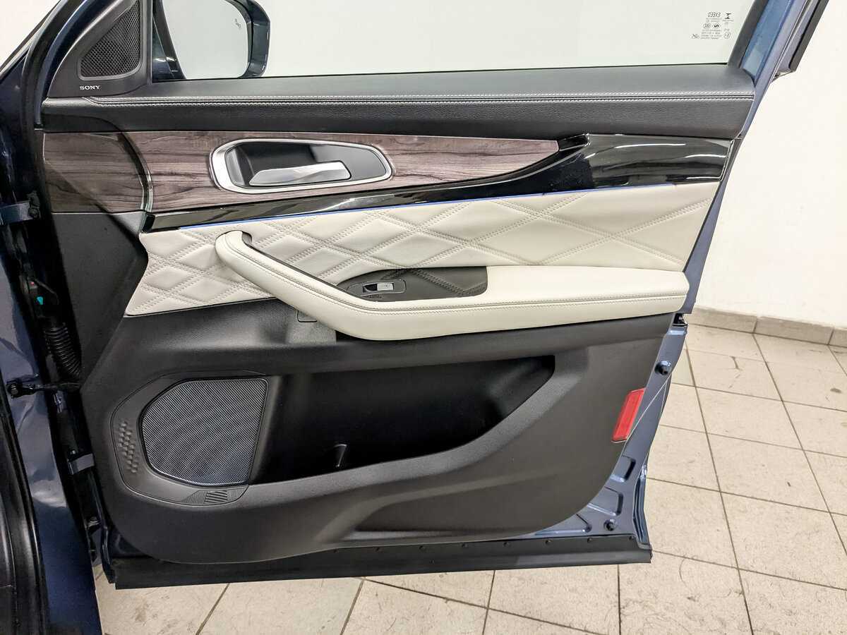 EXEED VX с пробегом — 2022 год. Фото: #23