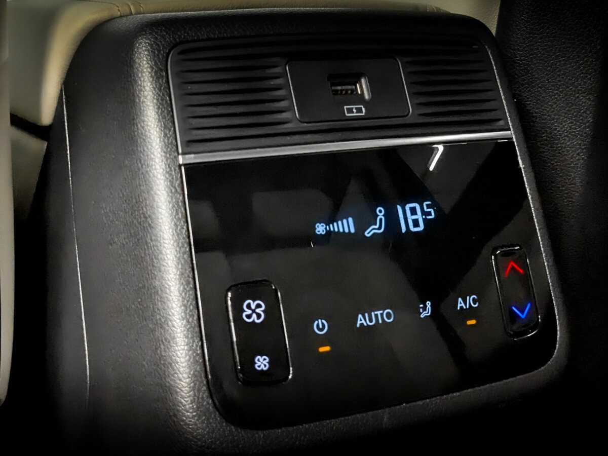 EXEED VX с пробегом — 2022 год. Фото: #27