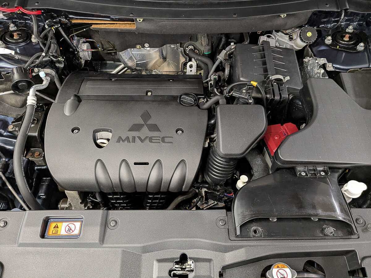 Mitsubishi Outlander с пробегом — 2019 год. Фото: #8