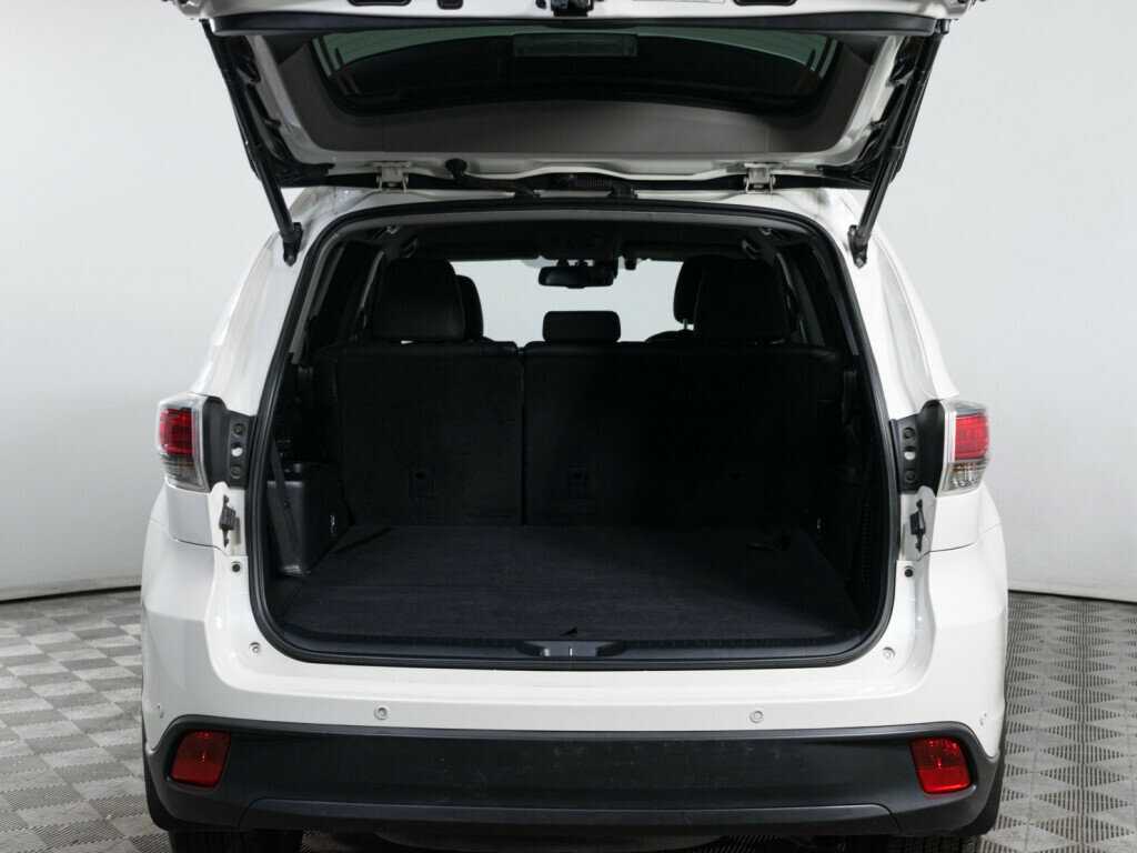 Toyota Highlander с пробегом — 2014 год. Фото: #5