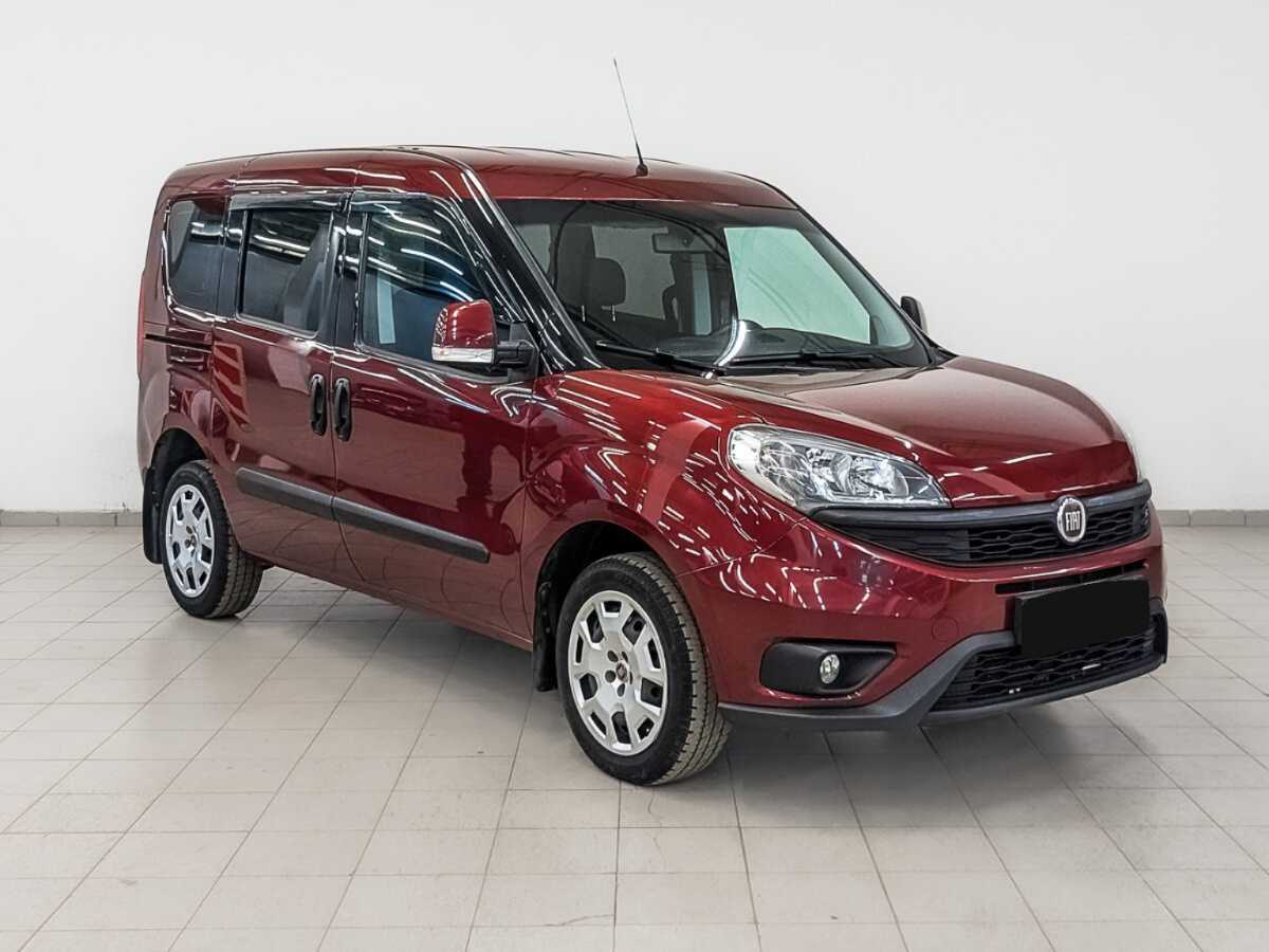 Fiat Doblo с пробегом — 2017 год. Фото: #2