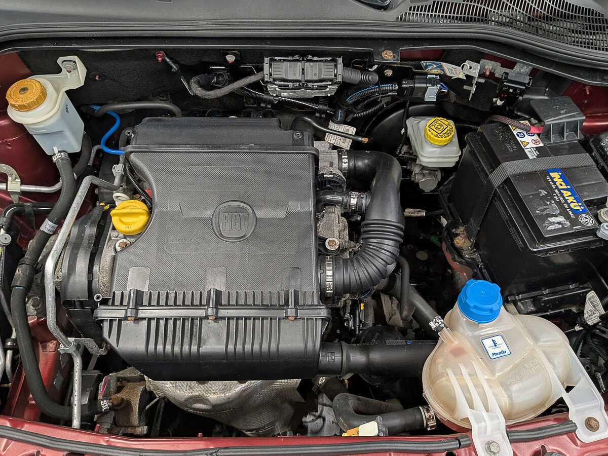 Fiat Doblo с пробегом — 2017 год. Фото: #8