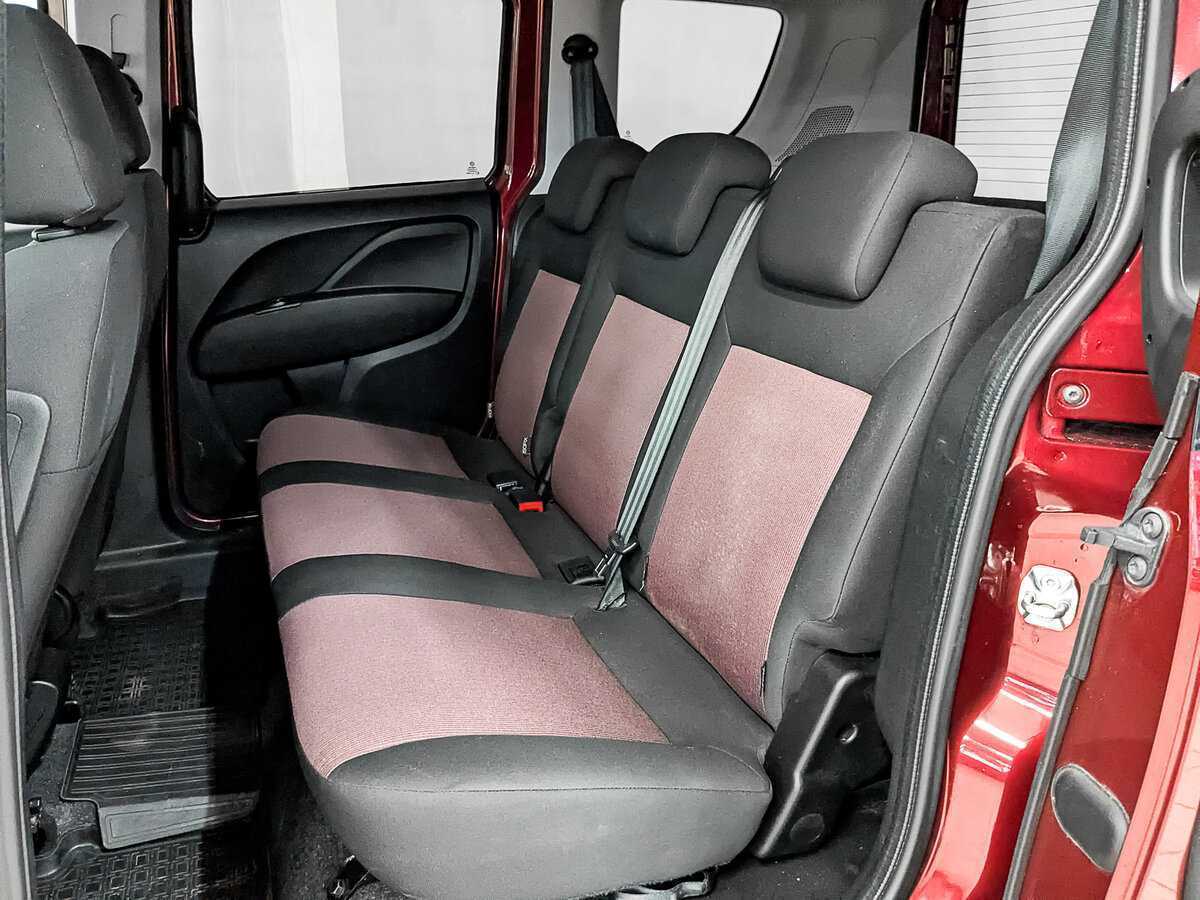 Fiat Doblo с пробегом — 2017 год. Фото: #17