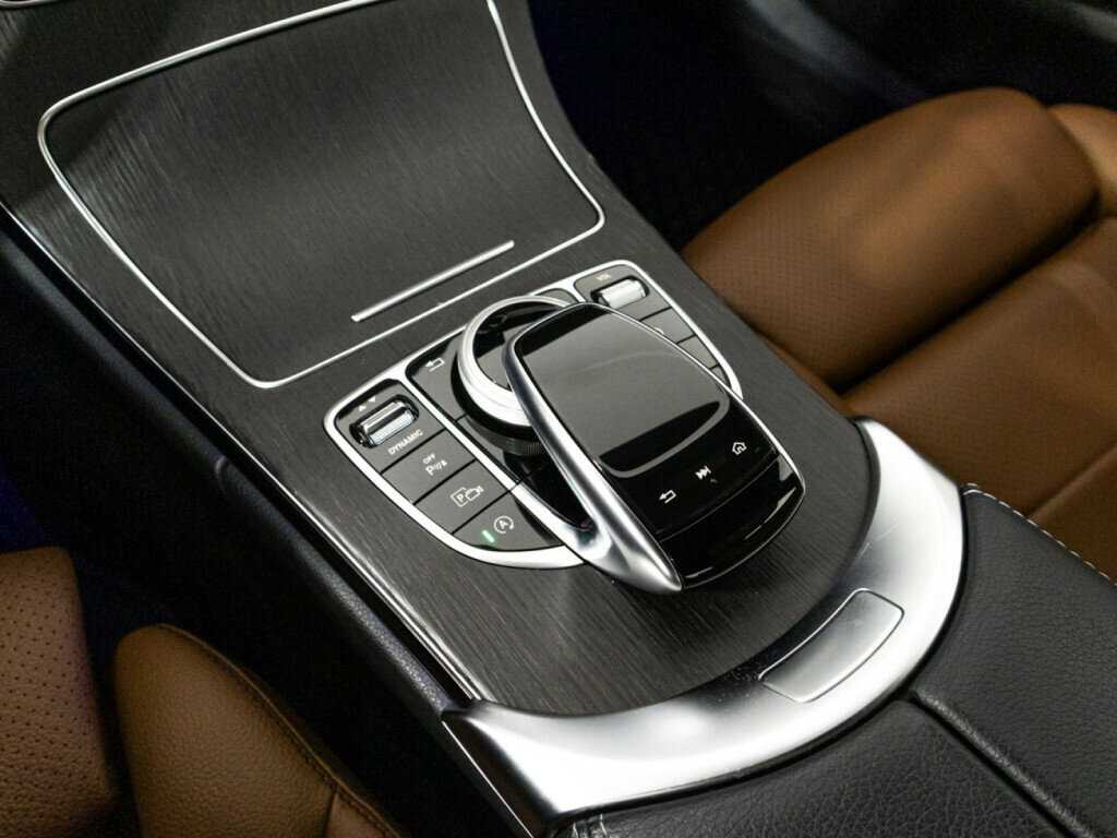 Mercedes-Benz C-Класс с пробегом — 2019 год. Фото: #16